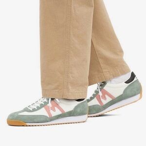 Karhu Mestari White,Green, Pink Trainers